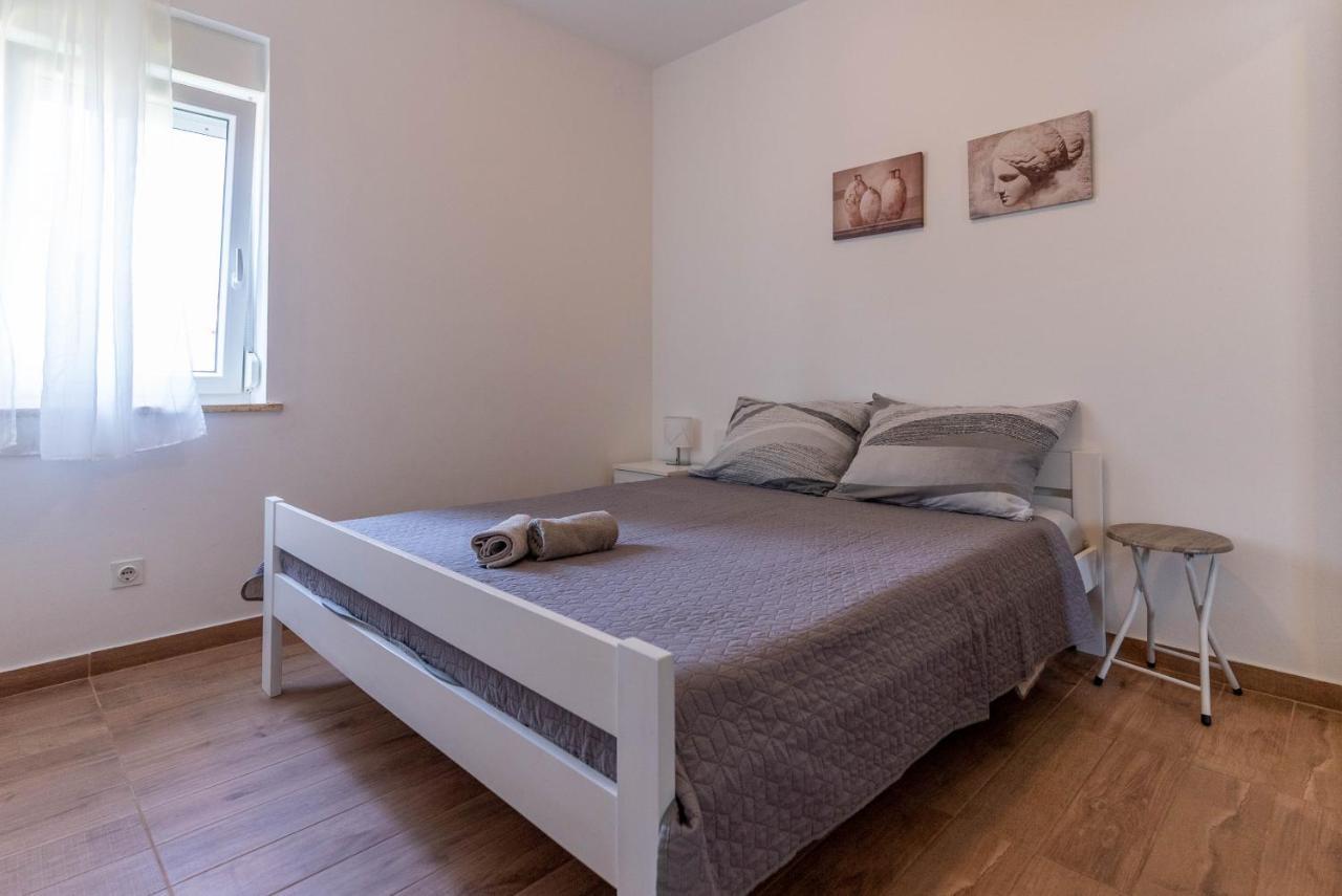 Briuni Riviera Apartment Pula Ngoại thất bức ảnh
